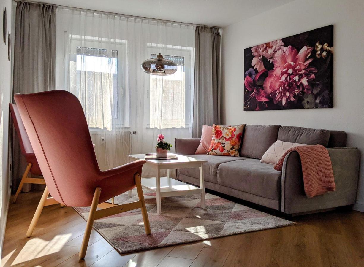 Cozy Apartment With Parking Garage Near Outlet Metzingen  Eksteriør billede