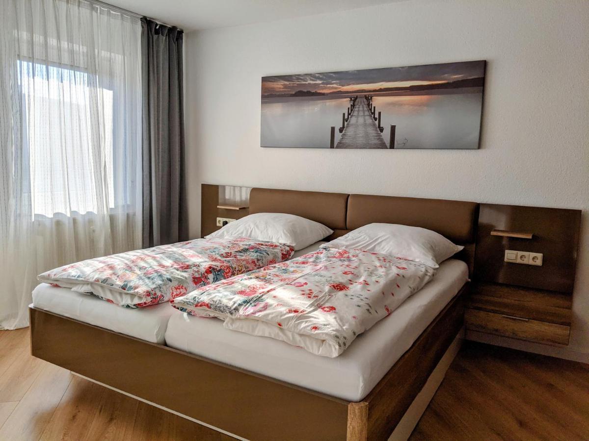 Cozy Apartment With Parking Garage Near Outlet Metzingen  Eksteriør billede